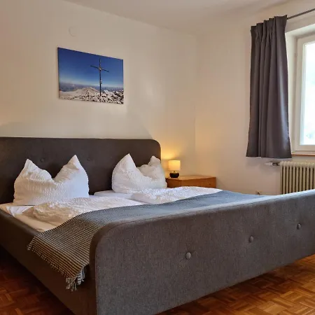 Hoerhager, Holiday home Fuegen