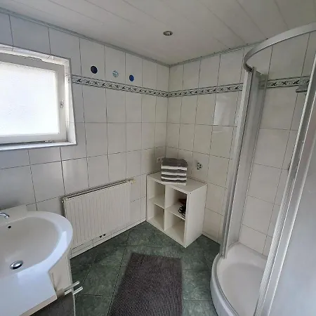 Hoerhager, Fuegen